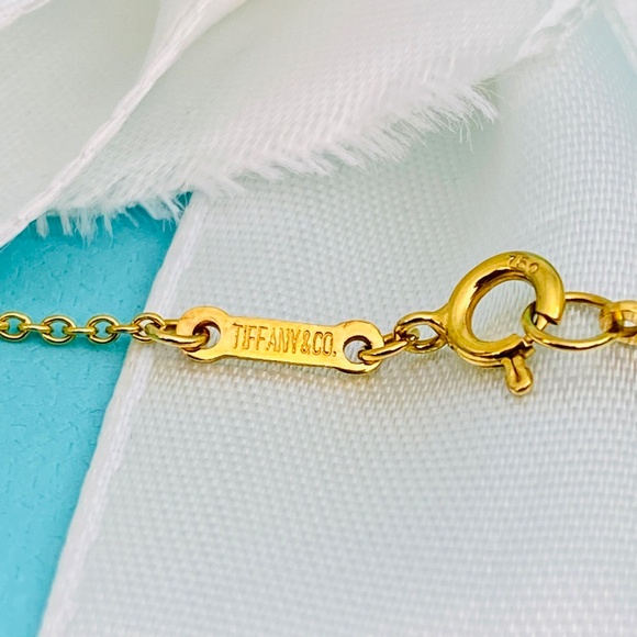 Tiffany & Co Elsa Peretti Open Heart necklace 16” 18k 16mm EXCELLENT MSRP $1975 - Picture 8 of 9